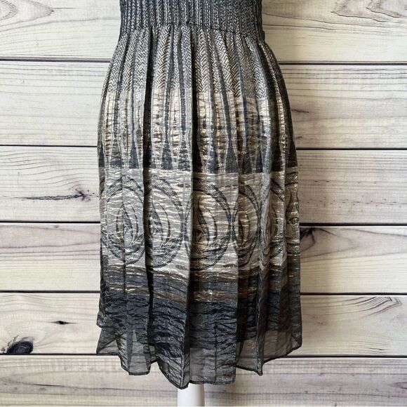 Max Studio Metallic Silver & Grey Pleated Stretchy Fit & Flare Dress - Picture 5 of 11